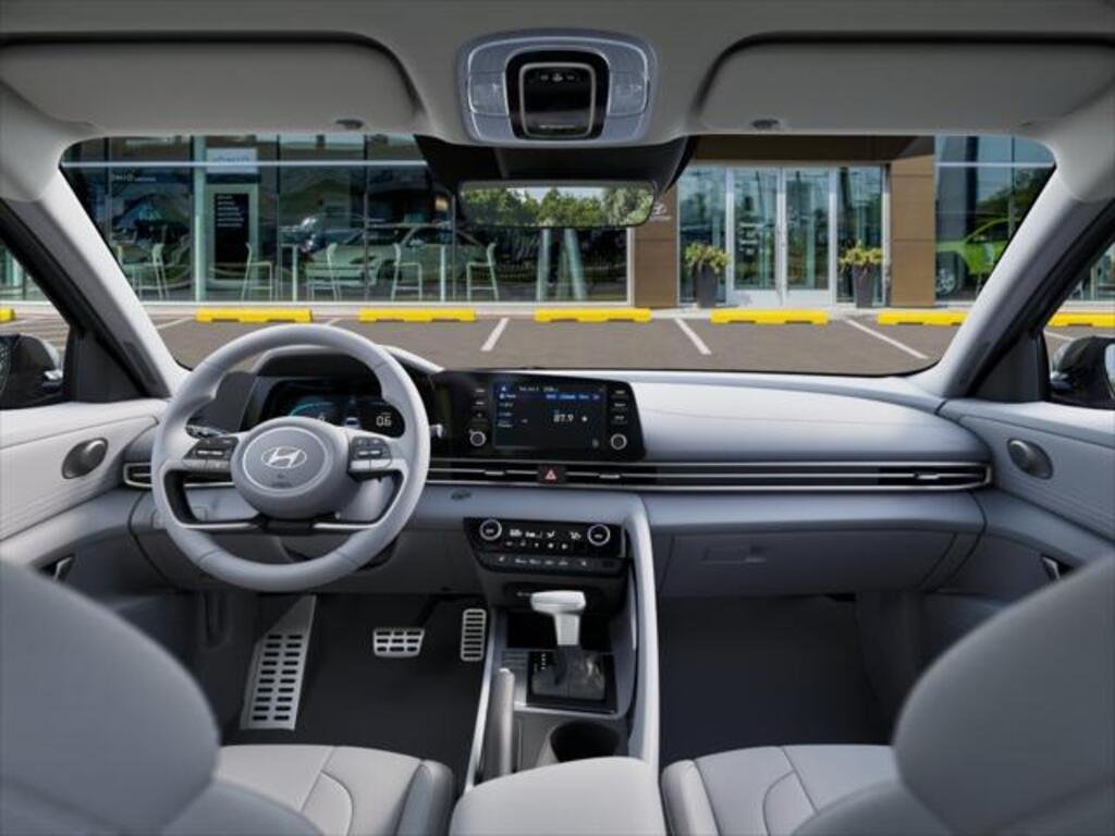 2026 Hyundai Elantra SEL Sport - Photo 11