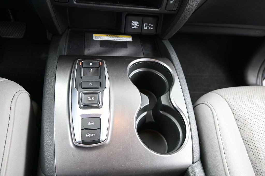 Used 2023  Honda EX-L image 19