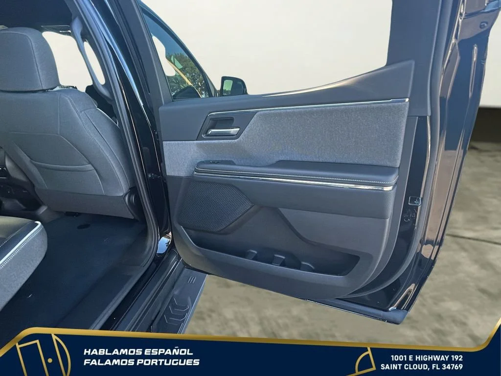 New 2026 Onyx Black GMC Elevation Standard Range image 27