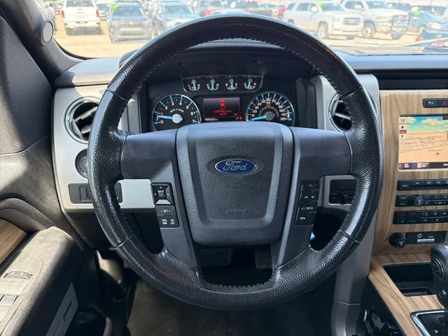Used 2011 Blue Ford Lariat image 10