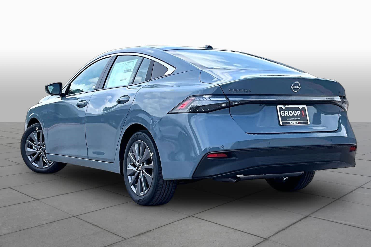 New 2026 Atlantic Gray Metallic Nissan SL image 7