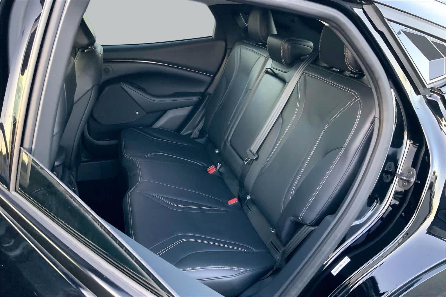 Used 2021 Shadow Black Ford Premium image 19