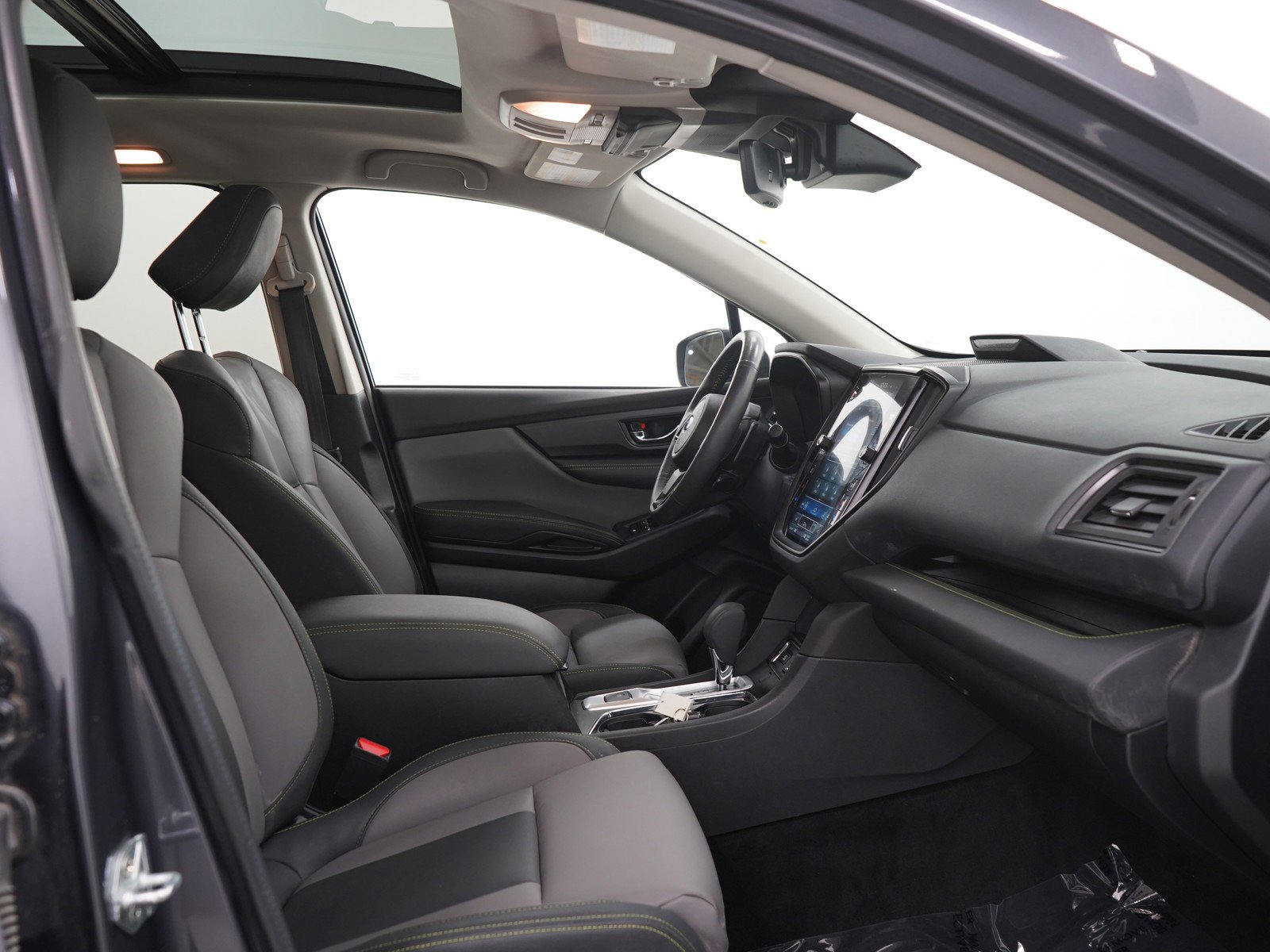 Used 2023 Magnetite Gray Metallic Subaru Onyx Edition image 14