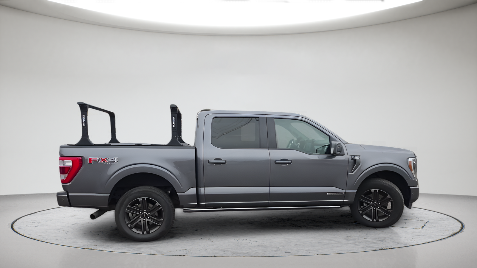 Used 2021 Carbonized Gray Metallic Ford Lariat image 5