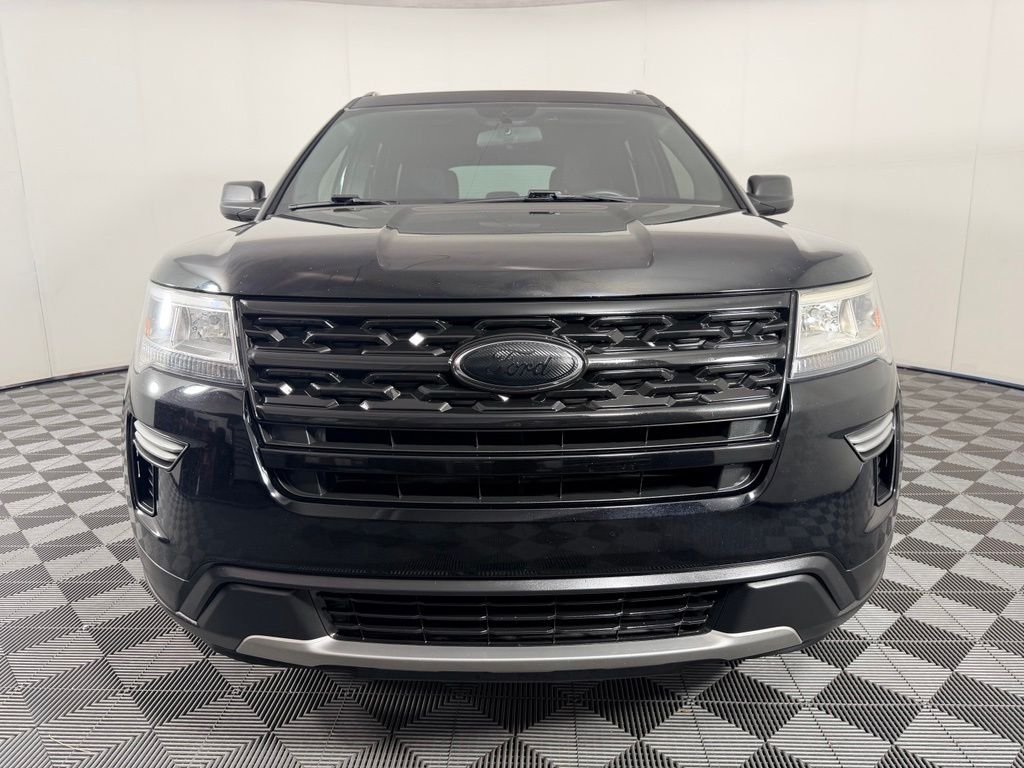 Used 2018 Black Ford XLT image 5