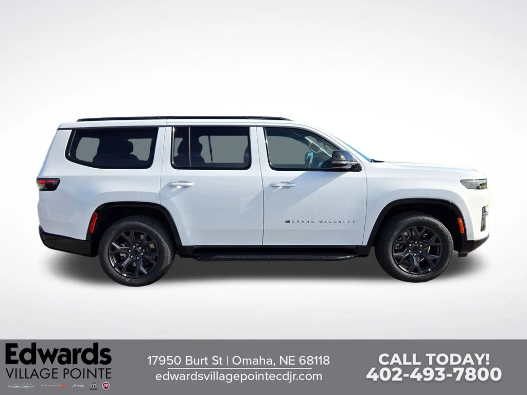 New 2026 Bright White Clear-Coat Exterior Paint Jeep Limited Altitude image 2