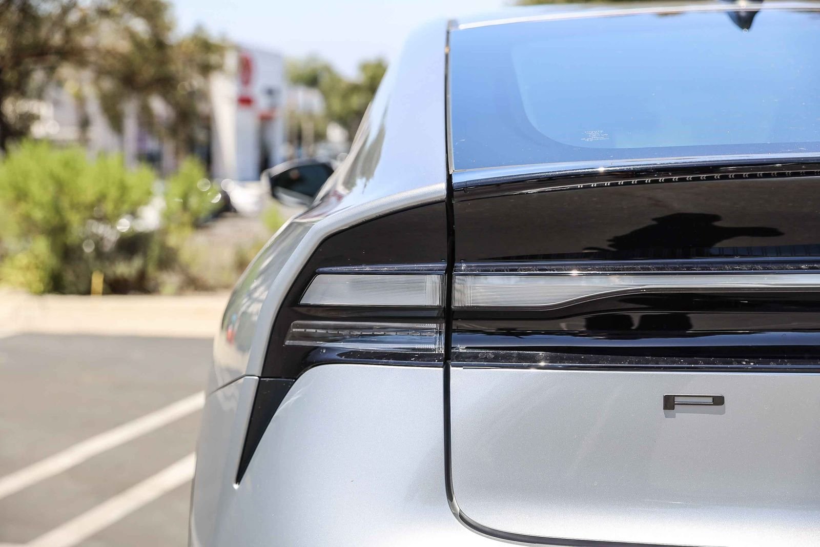 2026 Toyota Prius Plug-in Hybrid SE - Photo 7