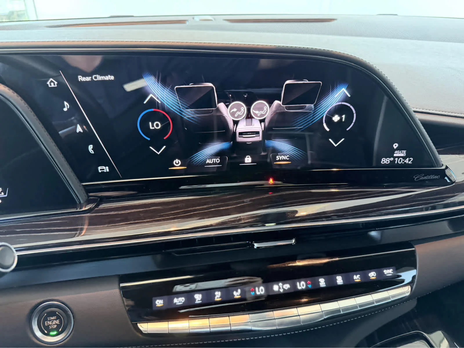 Used 2021 SATIN STEEL METALLIC Cadillac Sport image 14