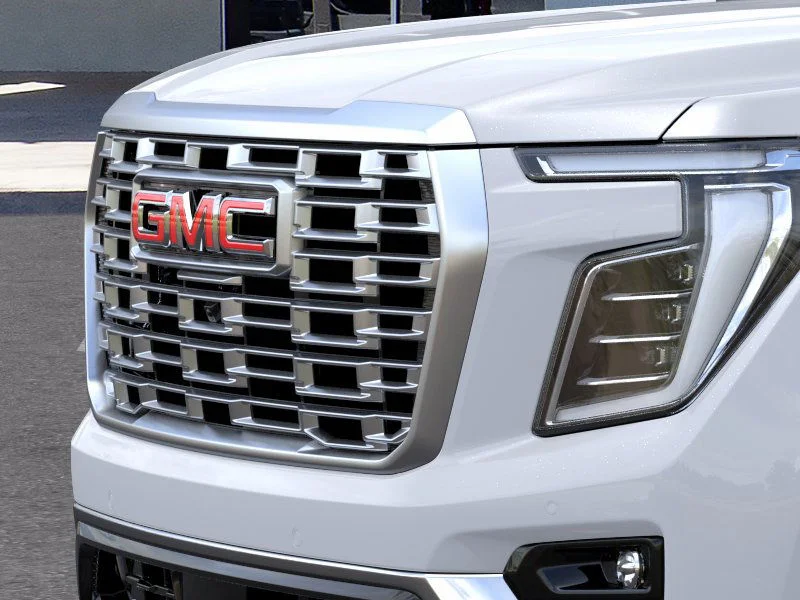 2026 GMC Yukon XL Denali - Photo 13