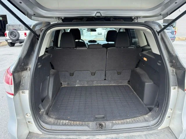 Used 2015 Silver Ford SE image 8