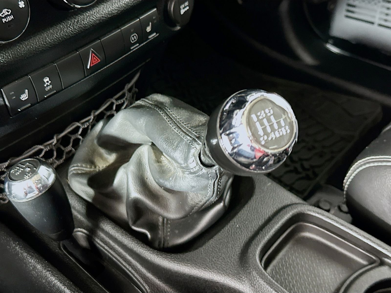 Used 2012 Black Clearcoat Jeep Unlimited Rubicon image 17