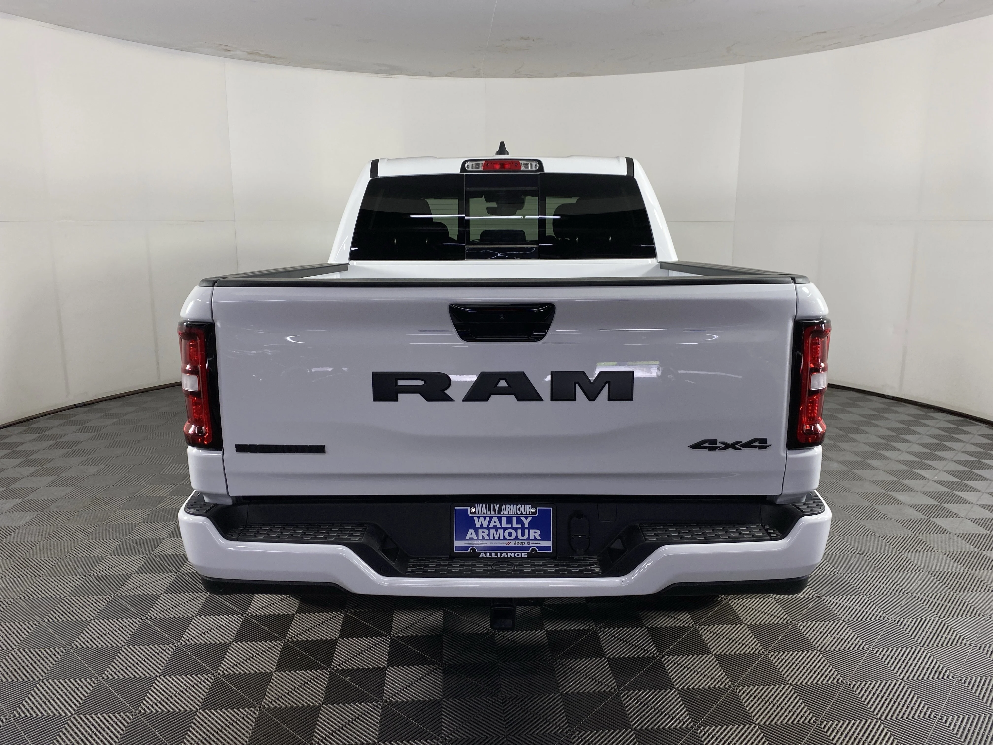 New 2026 Bright White Clear-Coat Exterior Paint RAM Big Horn/Lone Star image 8