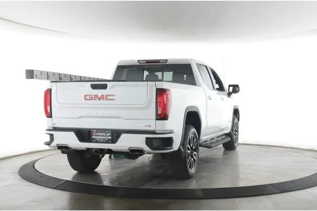 Used 2023 White GMC AT4 image 7