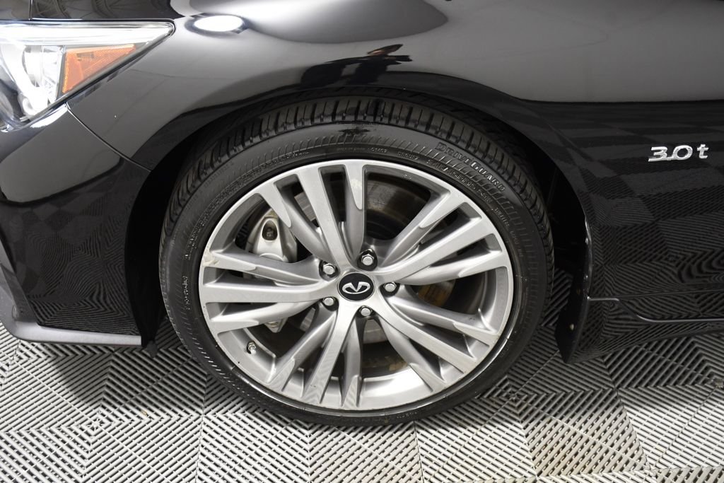 Used 2018 Black Obsidian INFINITI Sport image 11