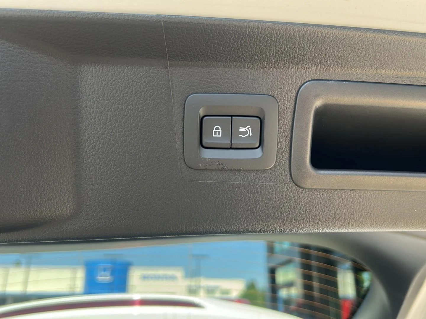 New 2026 Wind Chill Pearl Mazda Premium AWD image 20