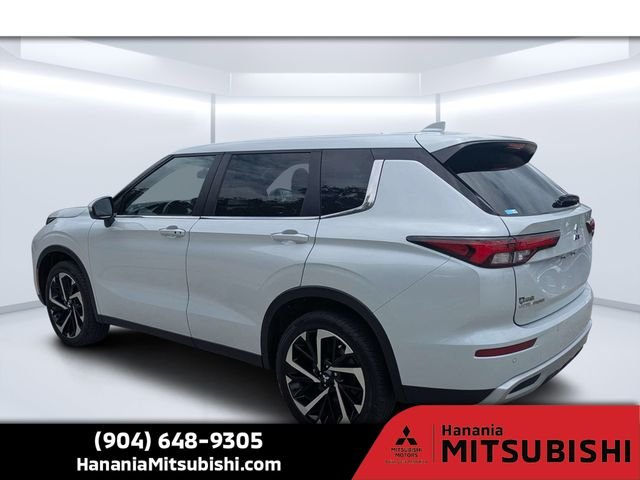 Used 2024  Mitsubishi  image 5