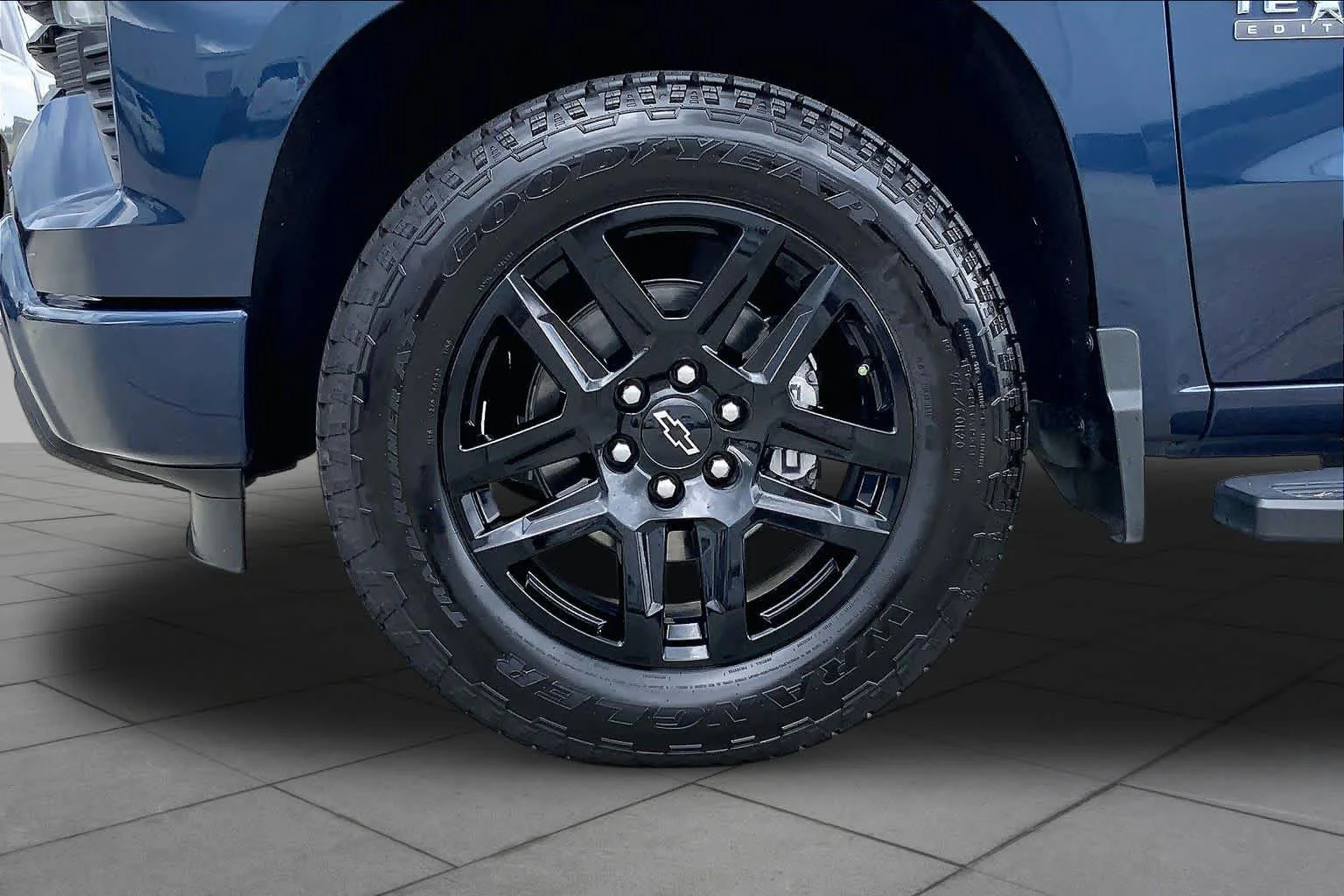 Used 2023 Northsky Blue Metallic Chevrolet RST image 11