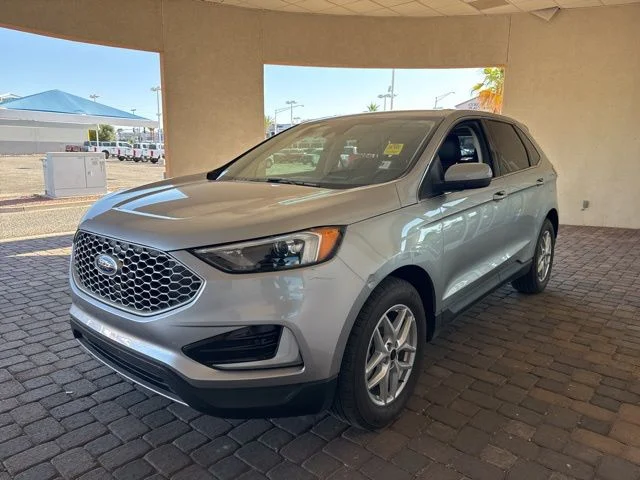 2024 Ford Edge SEL AWD's photo