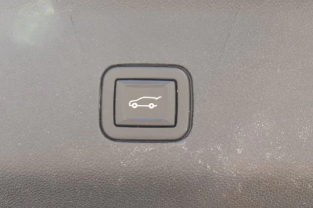 Used 2021 Black GMC Denali image 19