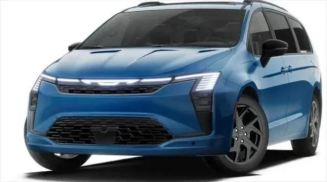 New 2027 Hydro Blue Pearl-Coat Paint Chrysler Limited image 13
