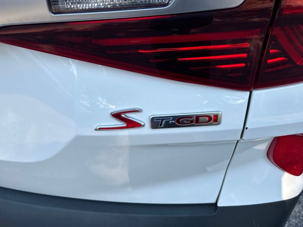 Used 2021 White Kia S image 10