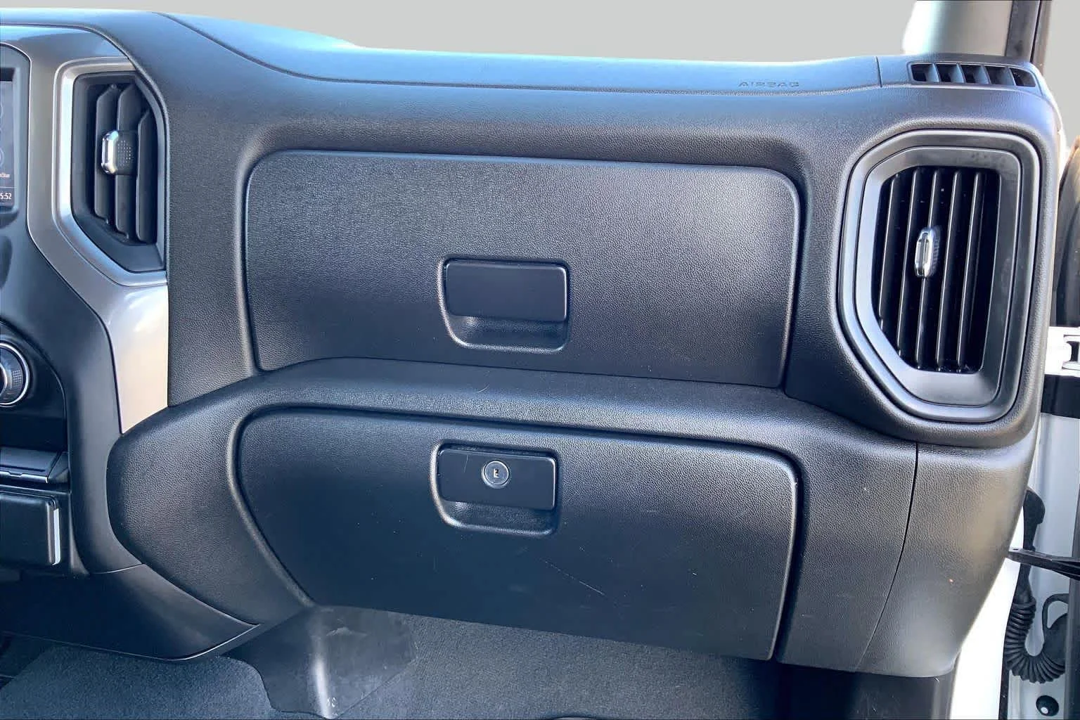 Used 2024 Summit White Chevrolet Custom image 18