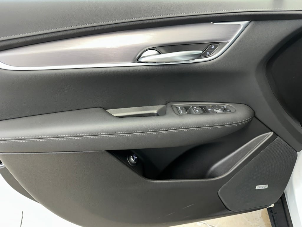 2026 Cadillac XT5 Luxury - Photo 4
