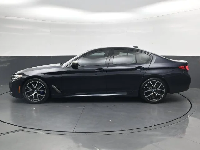 2023 BMW 5 Series M550i - Photo 9