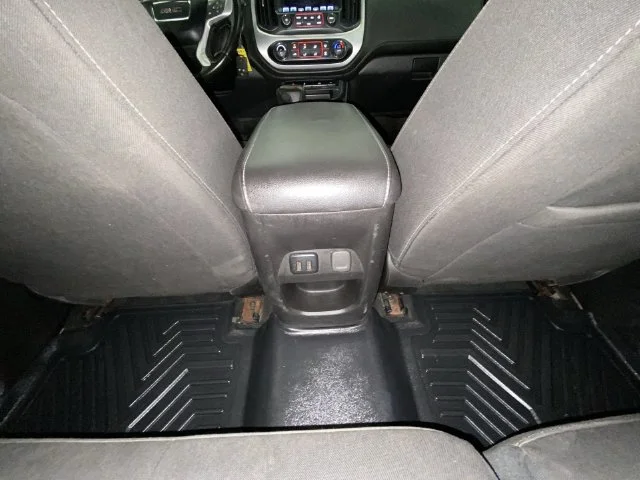 Used 2016 Silver GMC SLE1 image 28