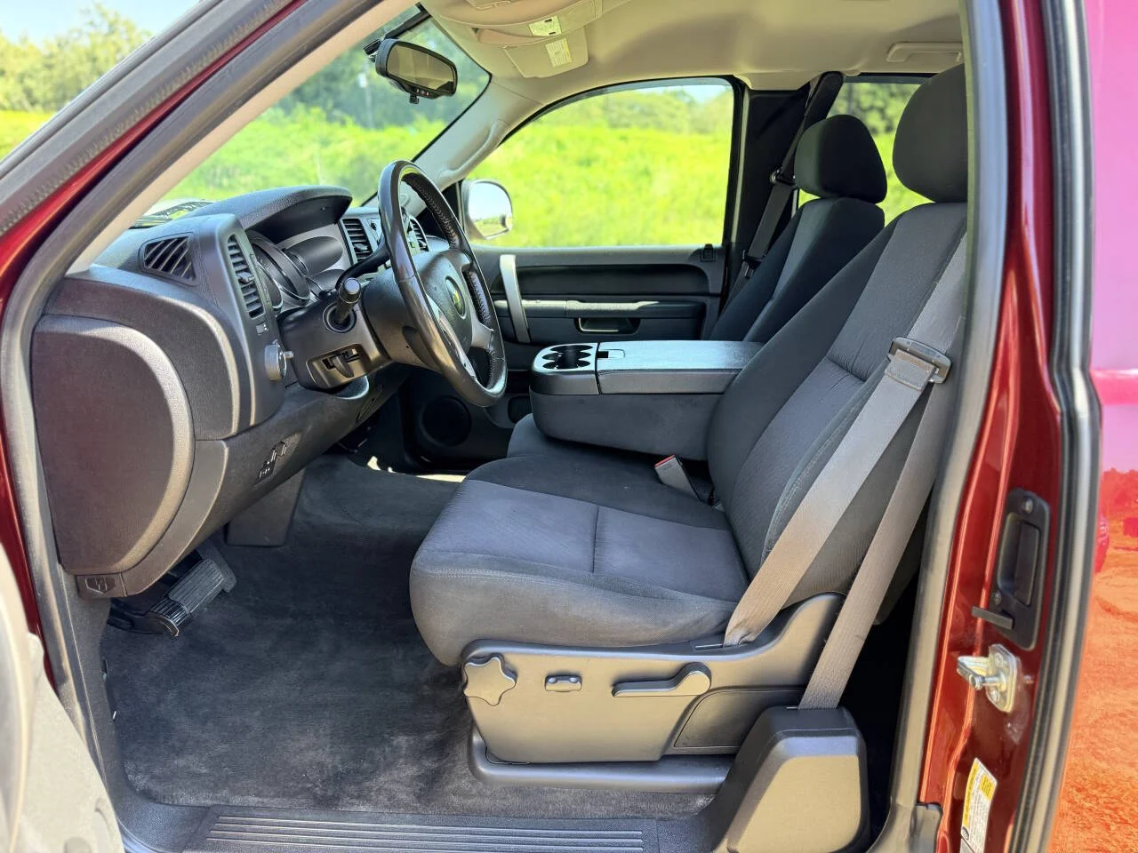 Used 2013 Red Chevrolet LT 4x2 4dr Extended Cab 8 ft. LB image 13