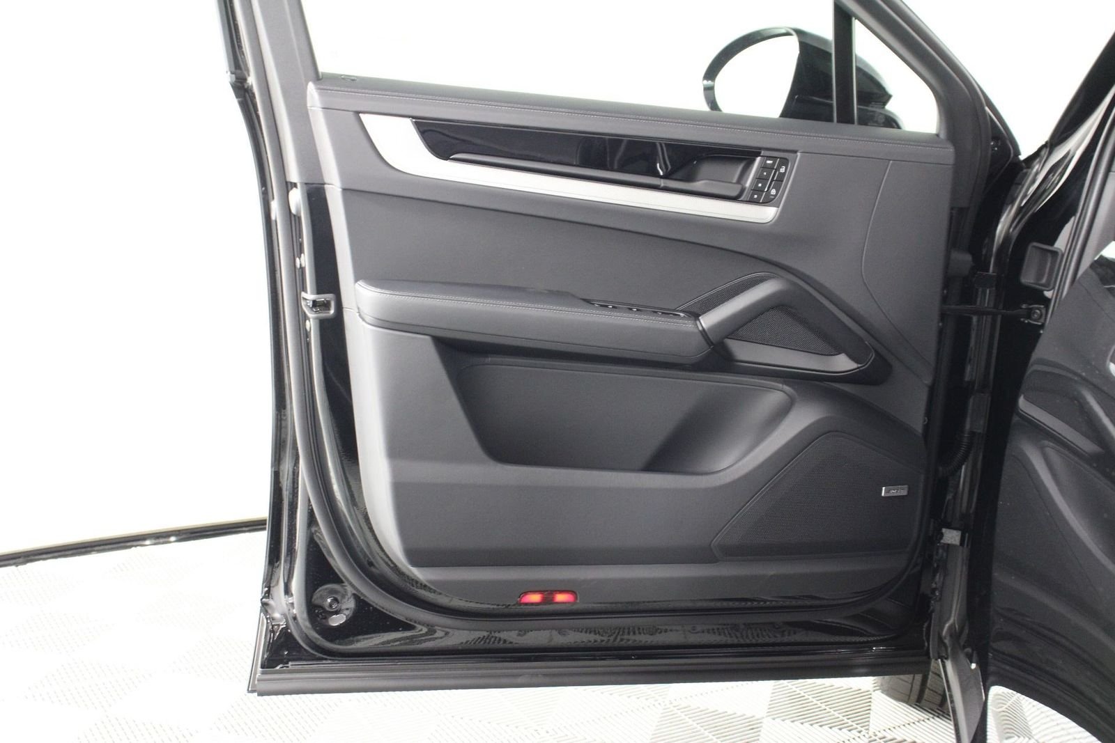 New 2026 Chromite Black Metallic Porsche S Coupe image 21