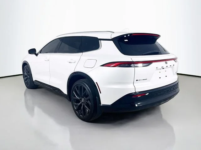 Used 2025 White Toyota Limited image 5