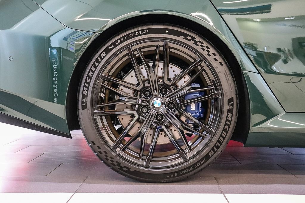 New 2027 Goodwood Green Pearl BMW Base image 8