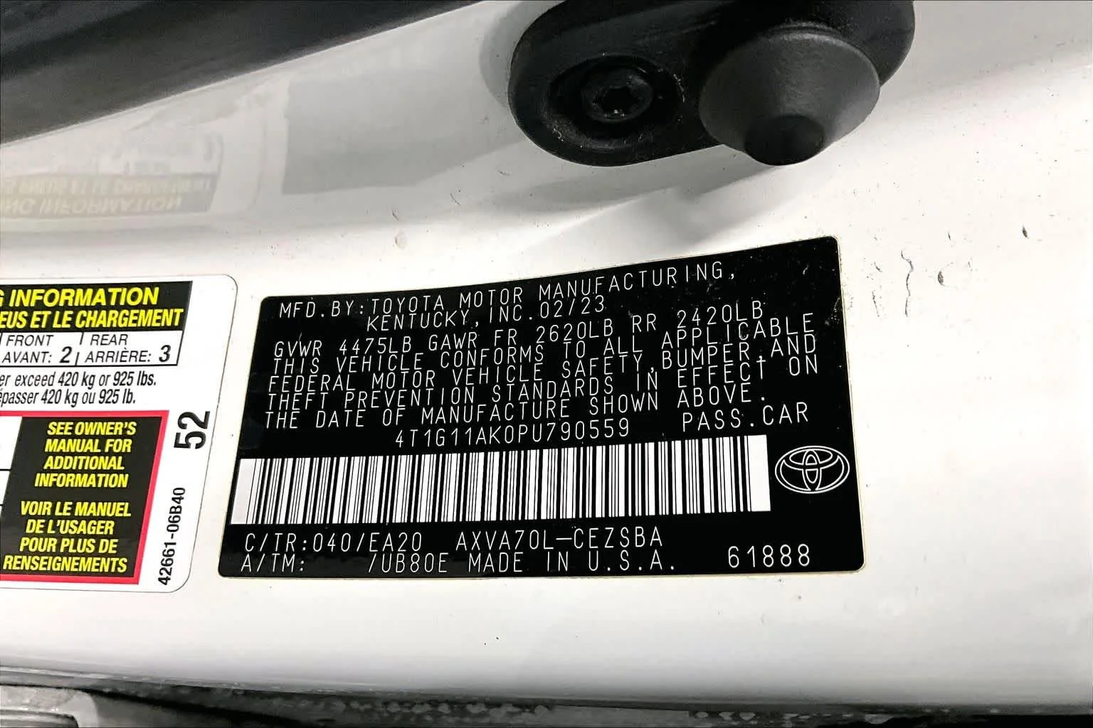 Used 2023 Ice Cap Toyota SE image 37