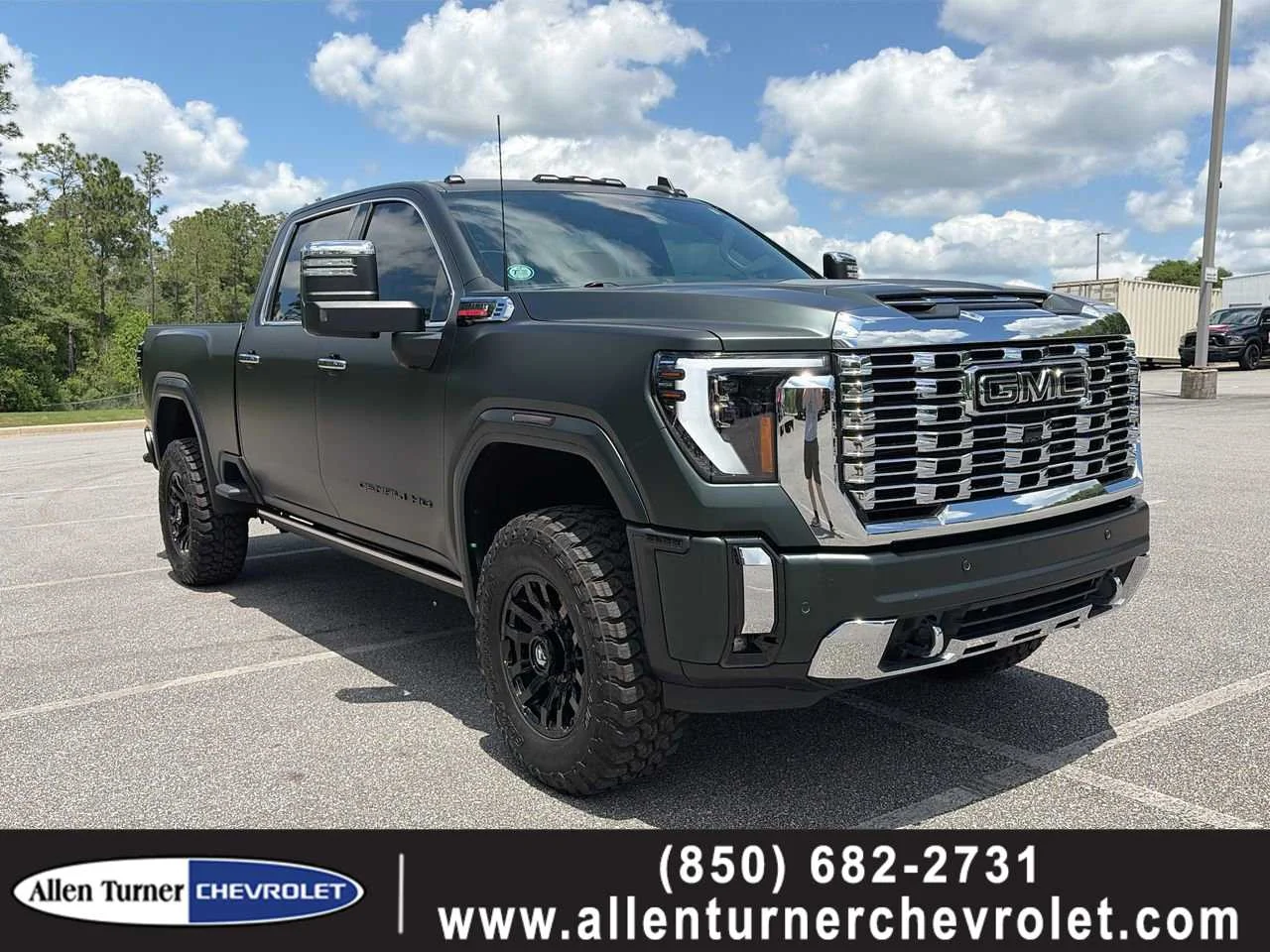 2024 GMC Sierra 4WD Crew Cab Standard Box Denali's photo