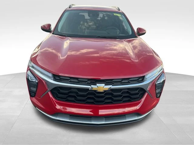 2026 Chevrolet Trax LT - Photo 8