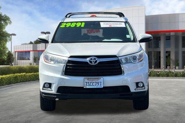 Certified Used 2016 BLIZZARD PEARL Toyota  image 11