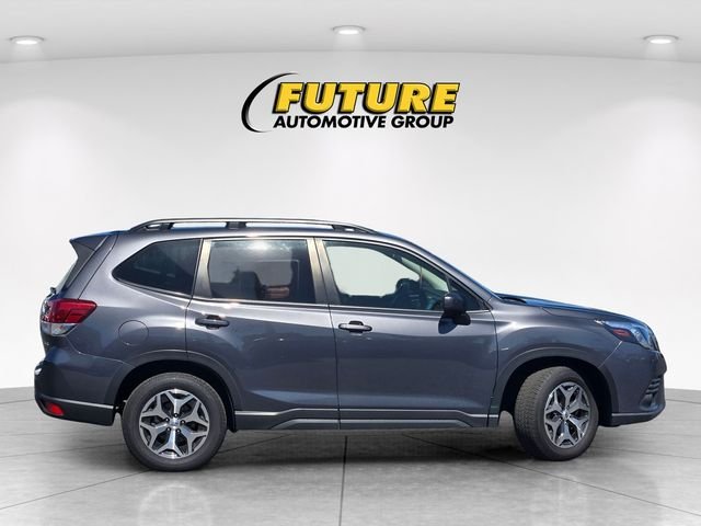 Used 2022 Gray Subaru Premium image 3