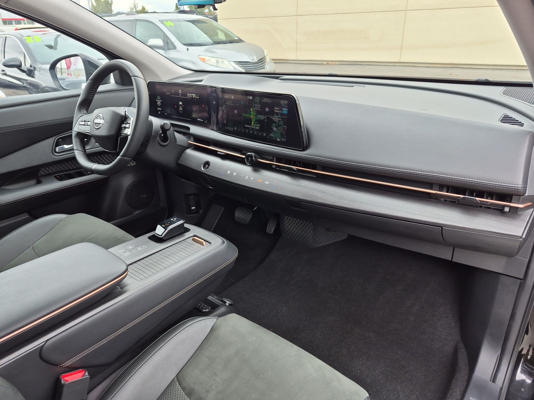 Certified Used 2024 Black Diamond Pearl Nissan EVOLVE+ image 31