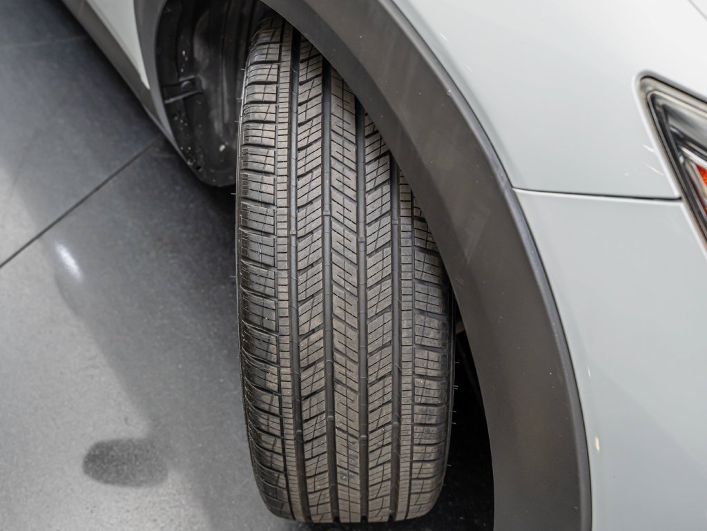 Used 2019 Ceramic Metallic Mazda Touring image 47