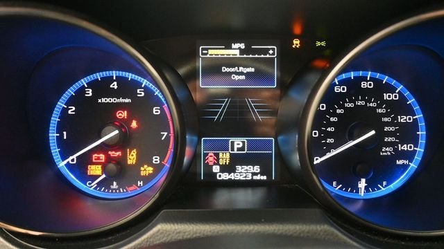 Used 2019 Brown Subaru 2.5i image 23