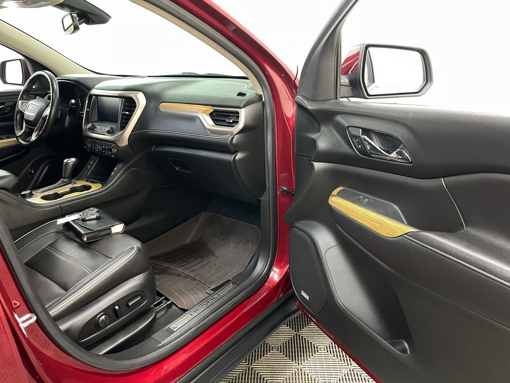 2018 GMC Acadia Denali - Photo 39