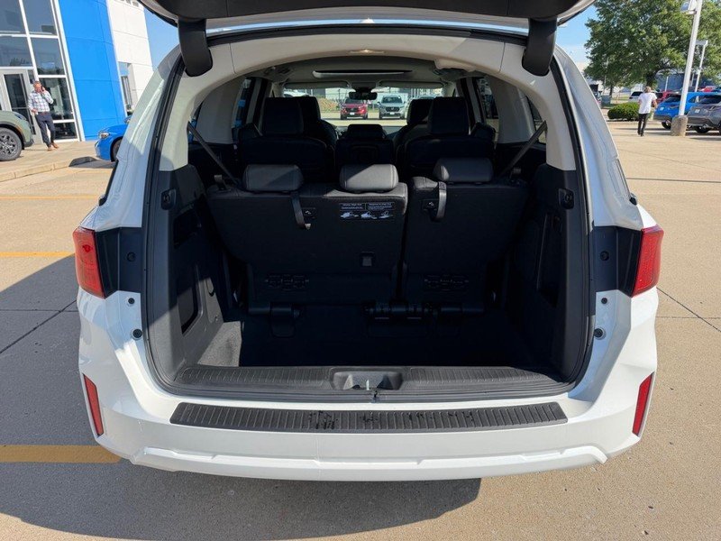 New 2026 Platinum White Pearl Honda EX-L image 4