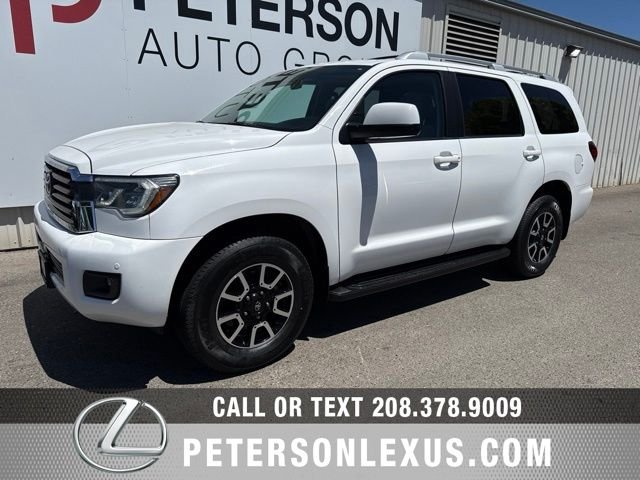Used 2018 White Toyota SR5 image 8