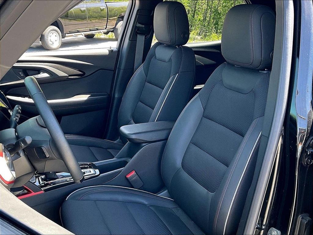 Used 2023 Mosaic Black Metallic Chevrolet RS image 9