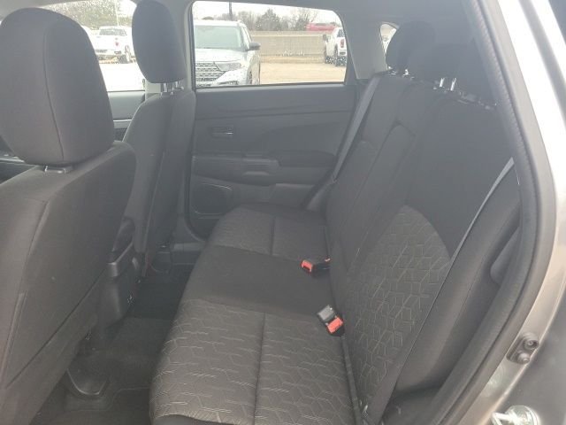 2025 Mitsubishi Outlander Sport LE - Photo 14