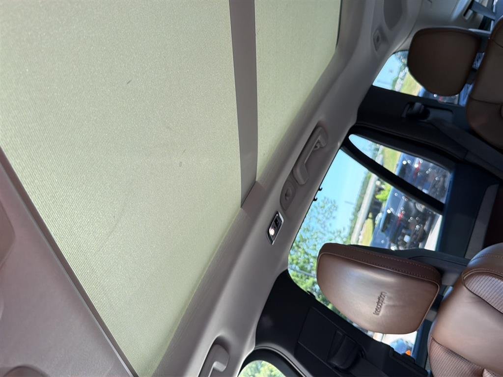 Used 2020 Thunder Grey Metallic Volvo Inscription image 24