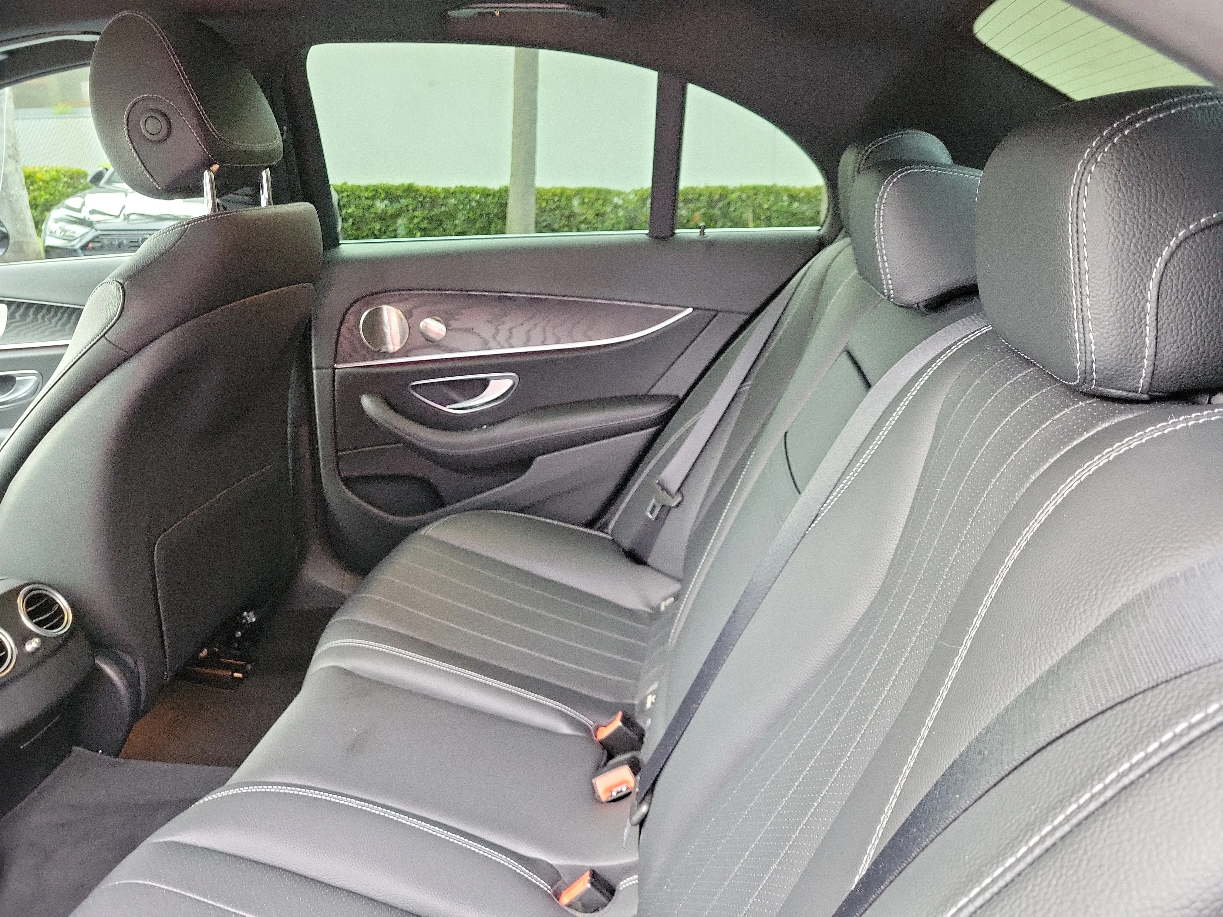 Used 2022 Gray Metallic Mercedes-Benz E 450 image 8