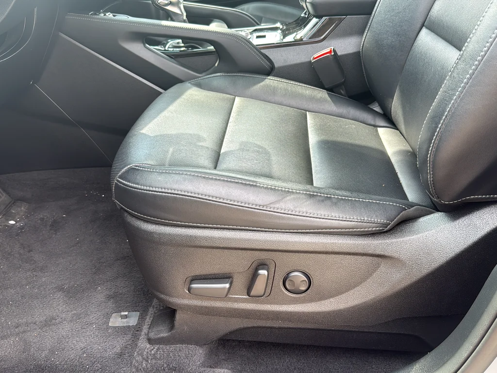 Used 2023 Gray Kia EX image 18