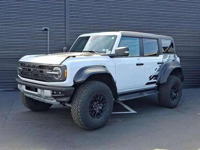 2023 Ford Bronco Raptor 4x4's photo